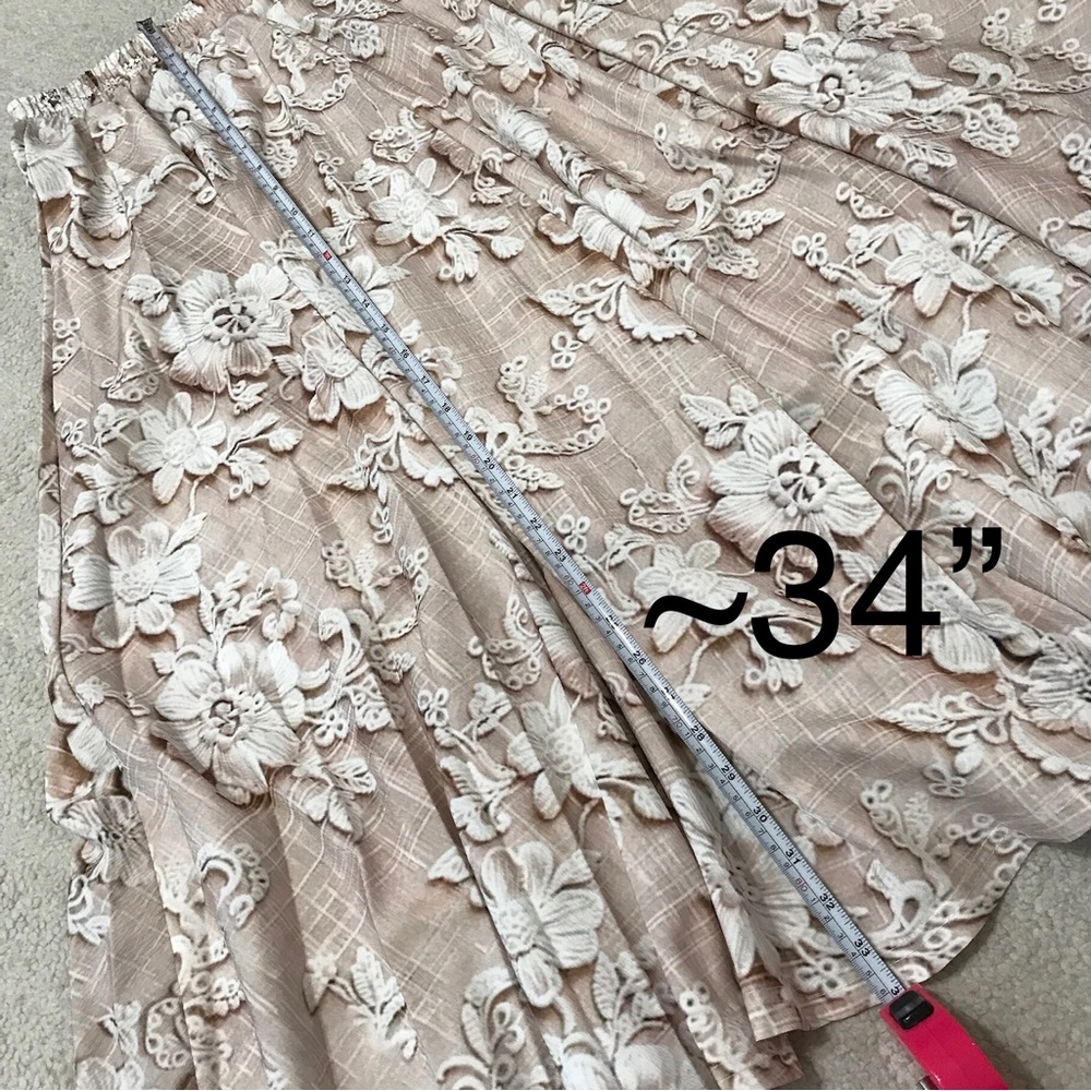 Midi Skirt NWOT Floral Lace Printed Length 34” Beige Size L - Picture 7 of 11